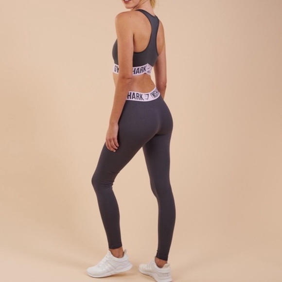 Chalky pink GYMSHARK leggings - Picture 3 of 4